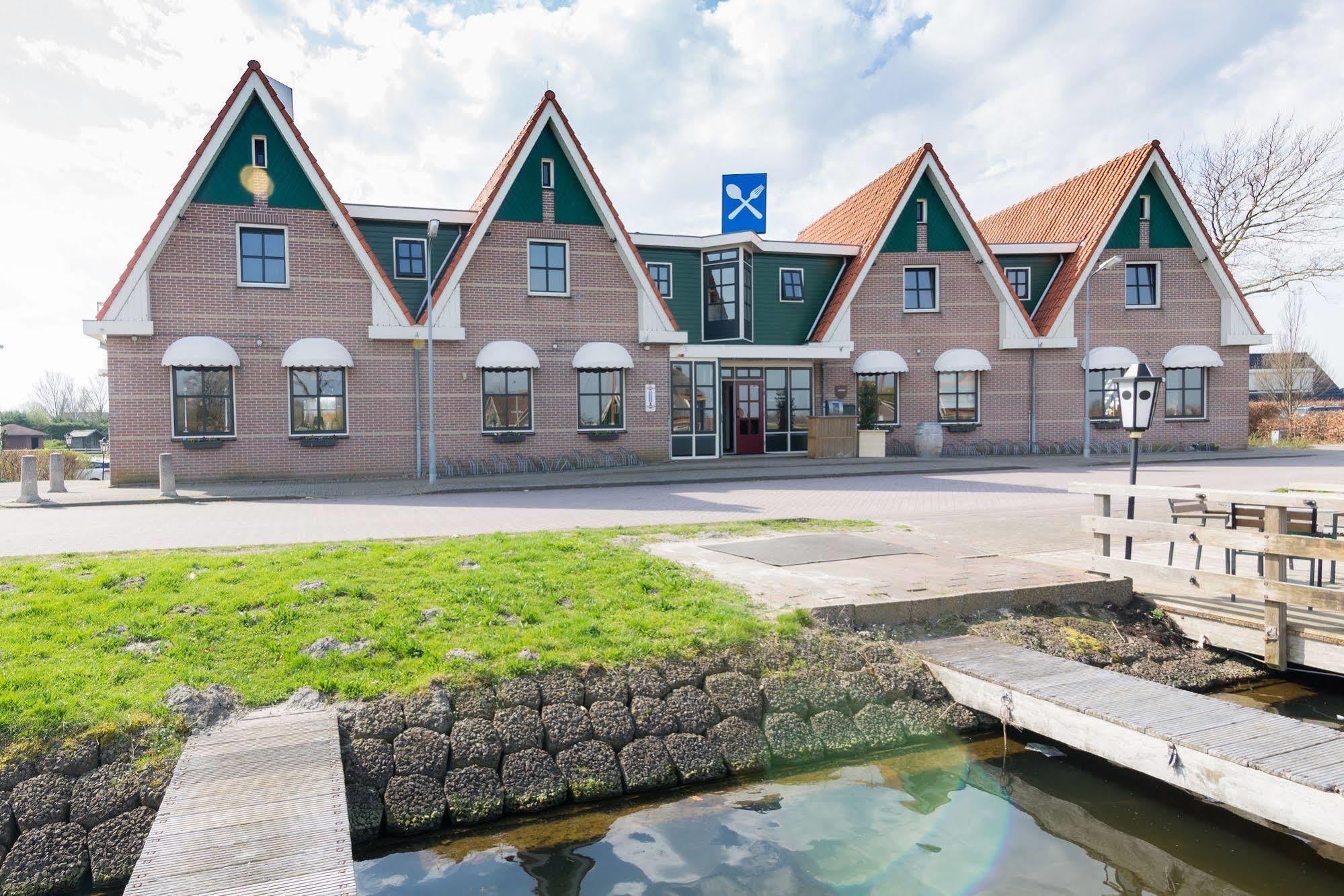 Hotel Restaurant De Buizerd Langedijk Exterior foto